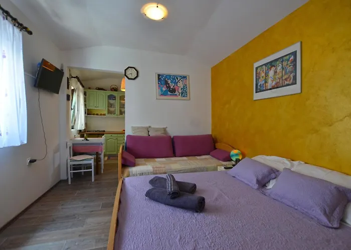 Alan Old Town Apartment *