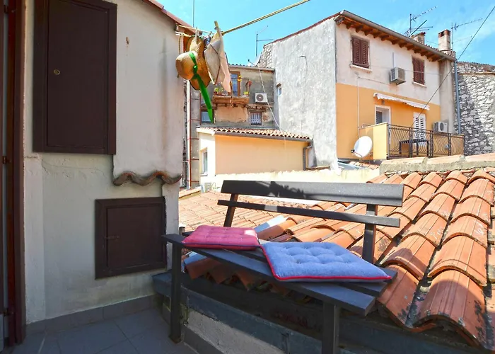 Διαμέρισμα Alan Old Town *