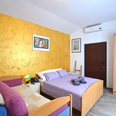 Alan Old Town * روفينج